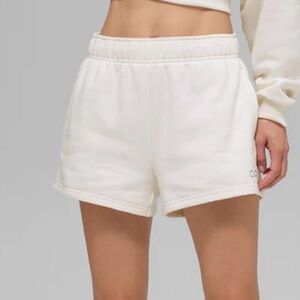 Alo Acolade Cream Sweat Shorts
